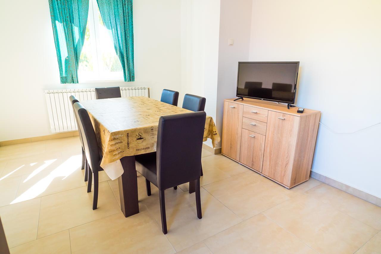 Tina Rooms Velika Gorica Buitenkant foto