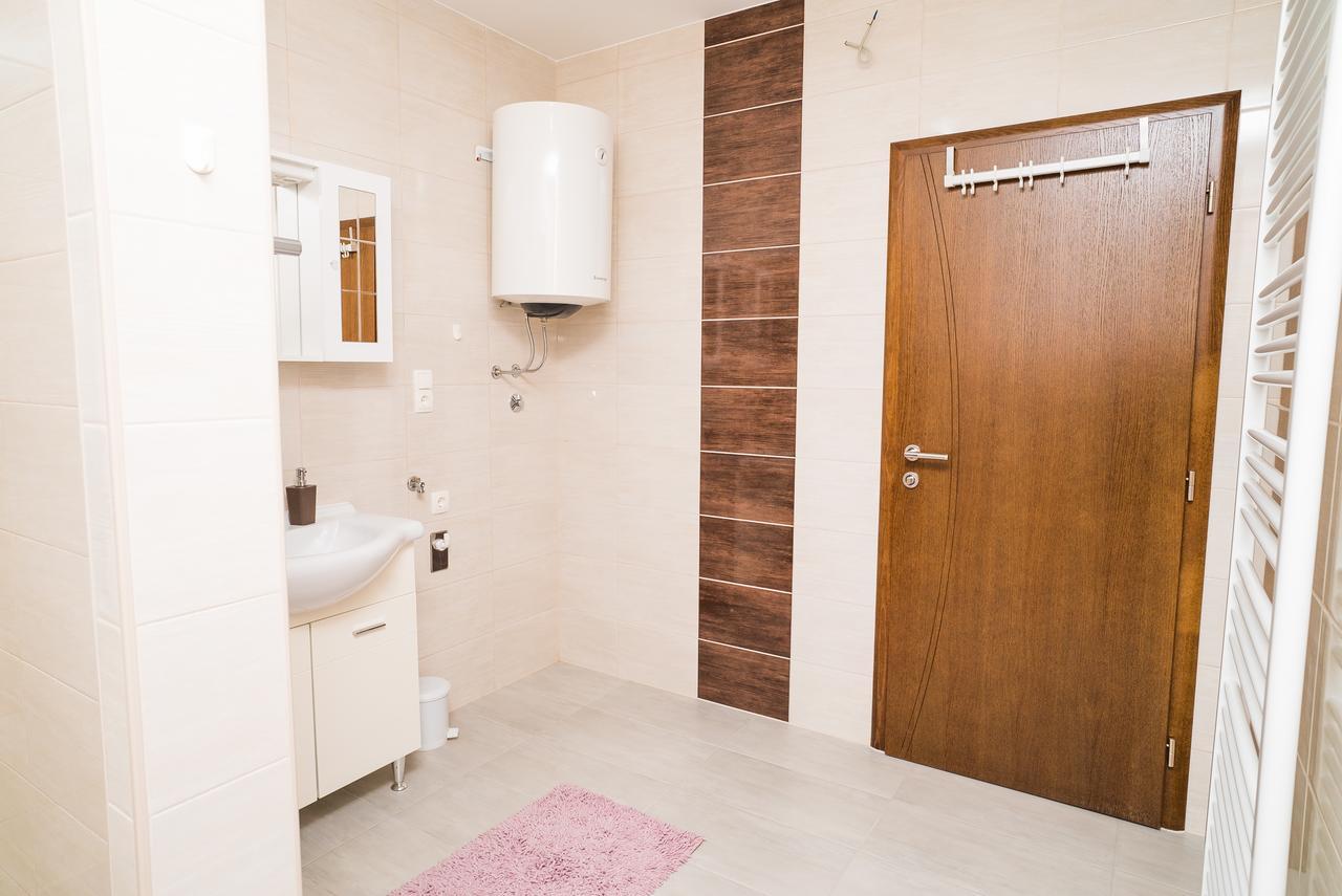 Tina Rooms Velika Gorica Buitenkant foto