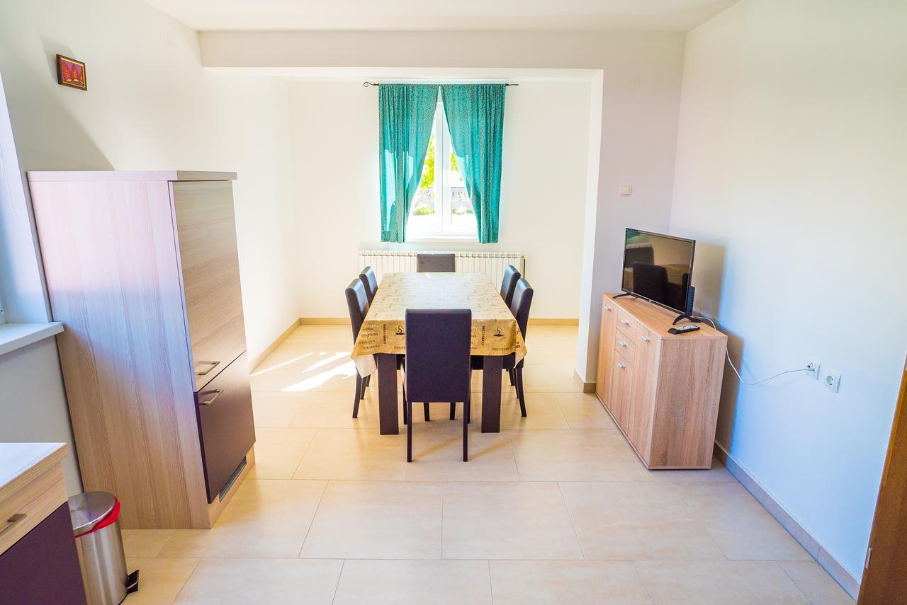 Tina Rooms Velika Gorica Buitenkant foto